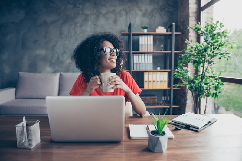 como-ganhar-dinheiro-em-casa-pela-internet-home-office